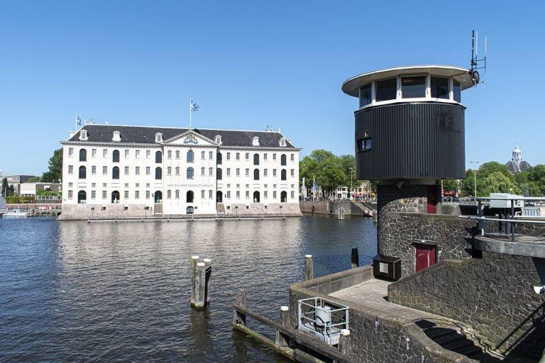 SWEETS - Kortjewantsbrug in Amsterdam