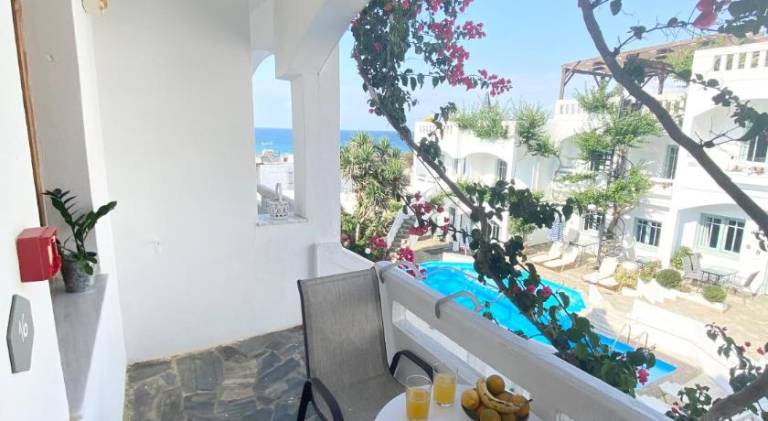 Wonderful apartment with pool & patio | Close to the beach | Good for workation | Pets allowed — photo 4