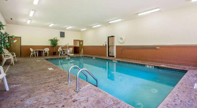 Quality Inn & Suites Decorah — photo 5