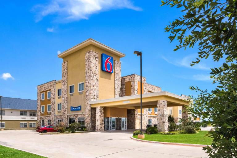 Motel 6 Mineral Wells TX
