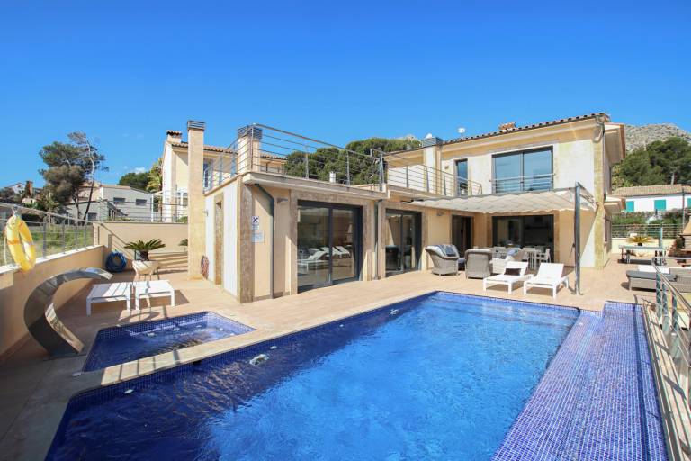Ferienhaus in Cala Sant Vicenç f&uuml;r max. 8 Personen