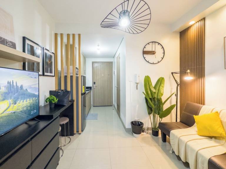 Condo Makati