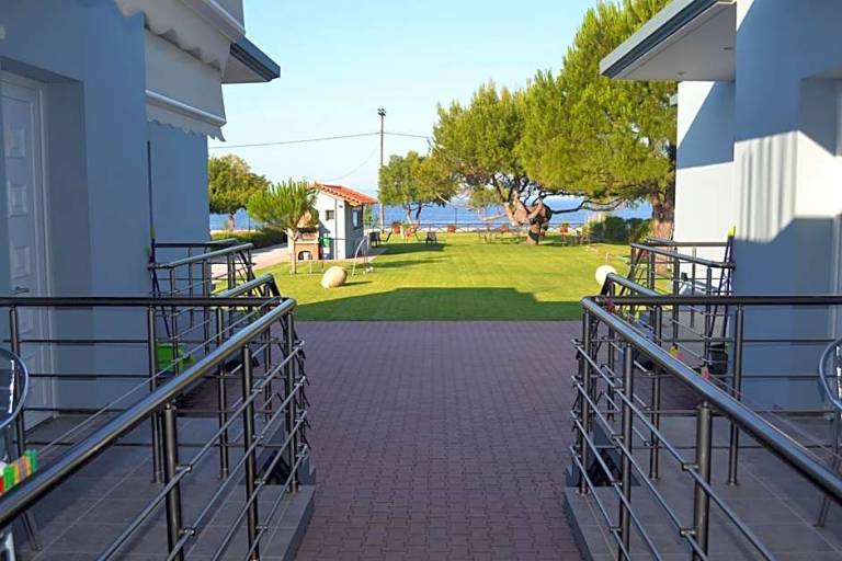 Απαρχοτέλ Ellinika