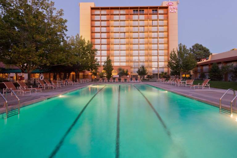 Crowne Plaza Albuquerque By IHG — photo 3