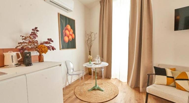 Chez Camille - Boutique Aparthotel au coeur de Bordeaux in Villenave-d'Ornon