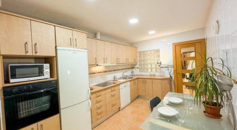Apartment | Next to Puente de Piedra — photo 3