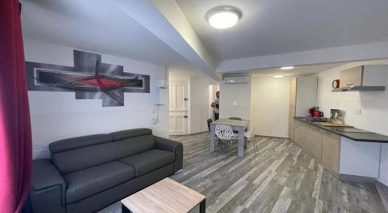 Holiday apartment | Pets are welcome in Colombier-Saugnieu