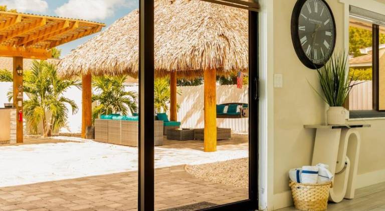 Coastal Family Resort Heated Private Pool, Game Room, Luxe interiors near beach 3508 — photo 4