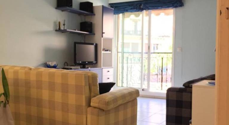 Apartment with 1 room for 4 persons — photo 2