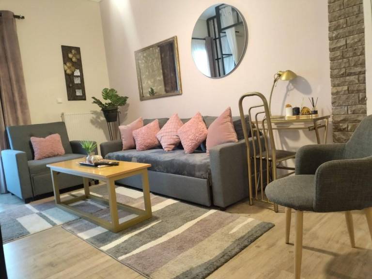 Fully equipped nice apartment with BBQ, yard & patio | Beach nearby | Suitable for remote work | Pet-friendly — photo 3
