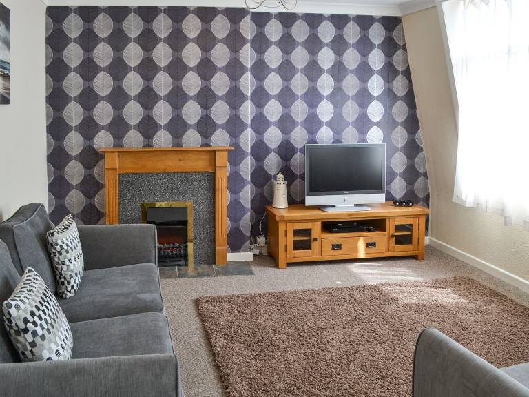 Cabin Cromer
