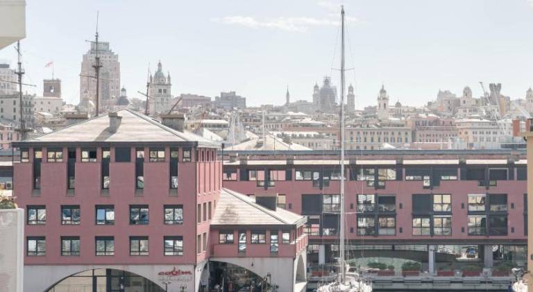 Rental apartment with terrace | Next to Via Giuseppe Garibaldi — photo 4