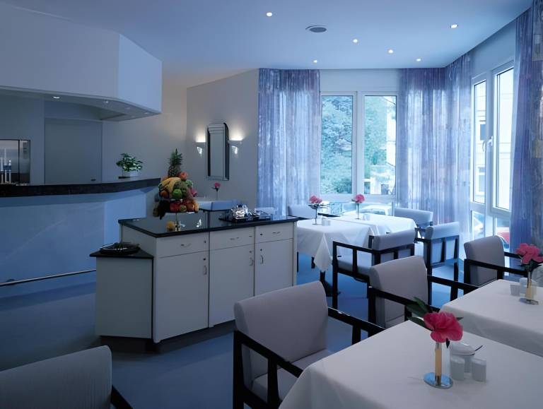 Fontana Hotel Wiesbaden — photo 2