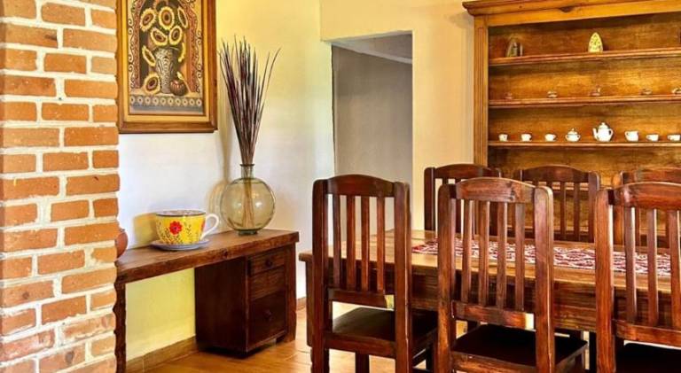 Pleasant lodge with garden & pool | Pets are welcome in Tequisquiapan