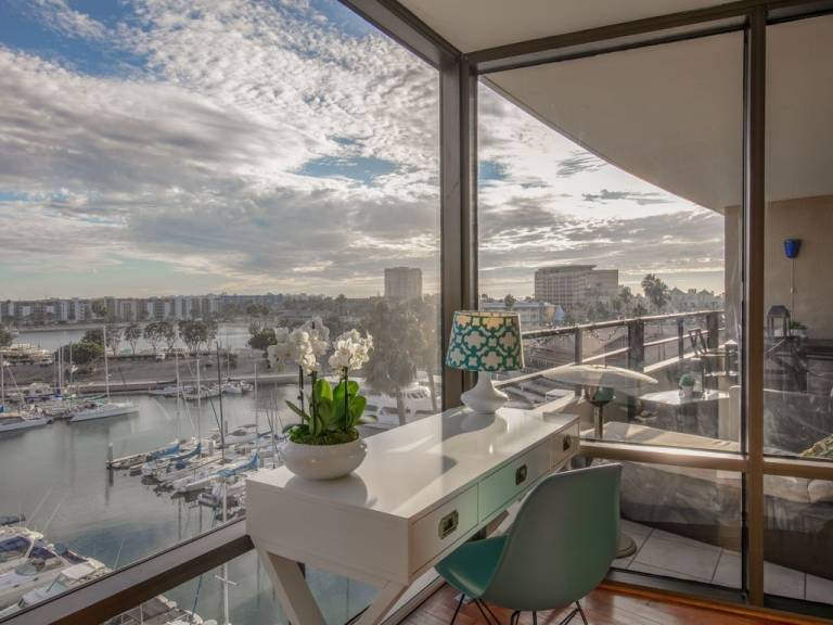Condo  Marina del Rey