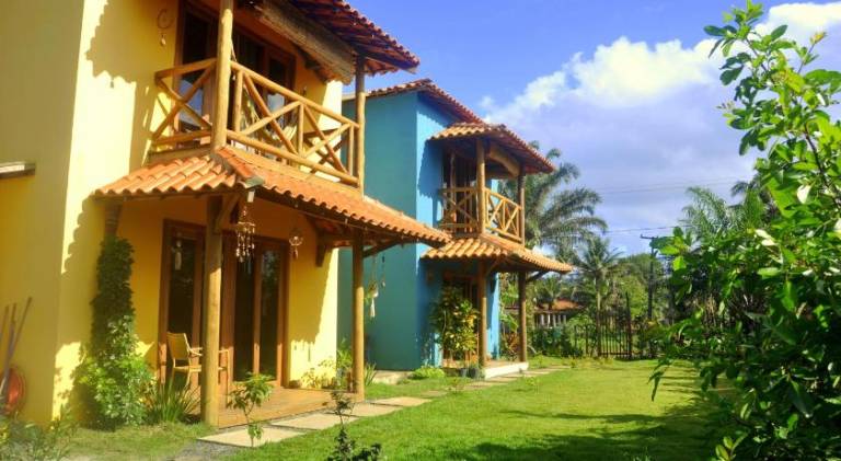 Lodge with garden & barbeque in Ilhéus