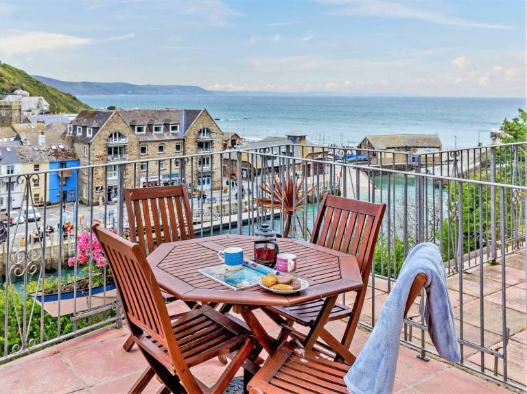 Apartment Looe