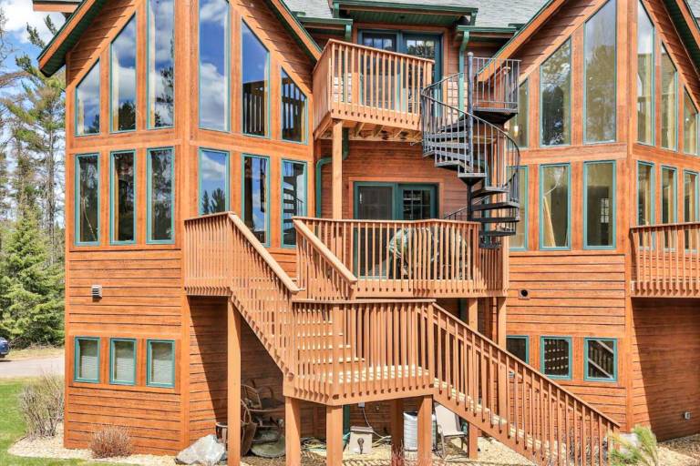 Condo  Eagle River