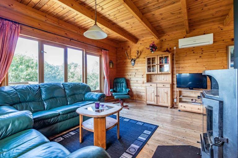 Vacation home with sauna, patio & grill — photo 4