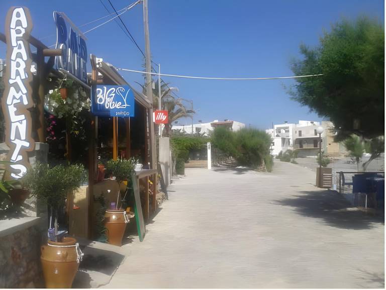 Charming holiday apartment with terrace & yard | Dogs allowed in Ierapetra