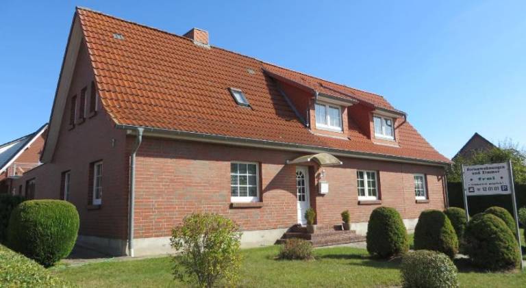 Ferienwohnungen "Marie" mit Terrassen, inclusive Park- und Stellplatze am Haus, Muritz-Strand nur 70 in Waren (Müritz)