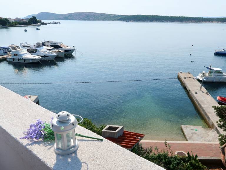 Nice holiday apartment with patio, yard & grill | Sea view | Pets are welcome — photo 5