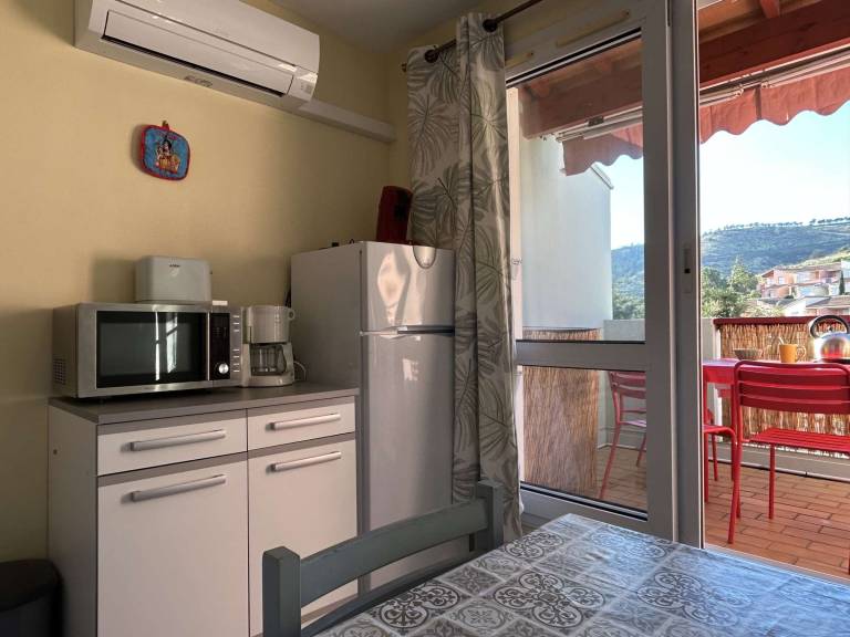 Rental apartment with pool — photo 4