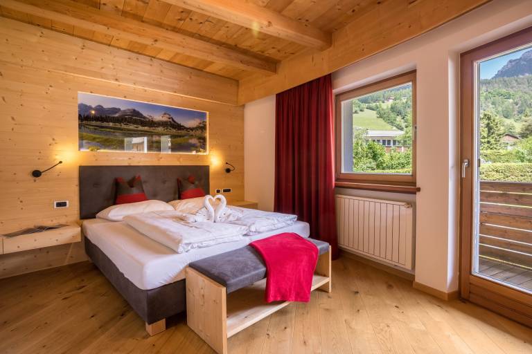 Apartment "Villa Anita Piz da Peres" with Mountain View, Sauna, Wi-Fi & Terrace — photo 3