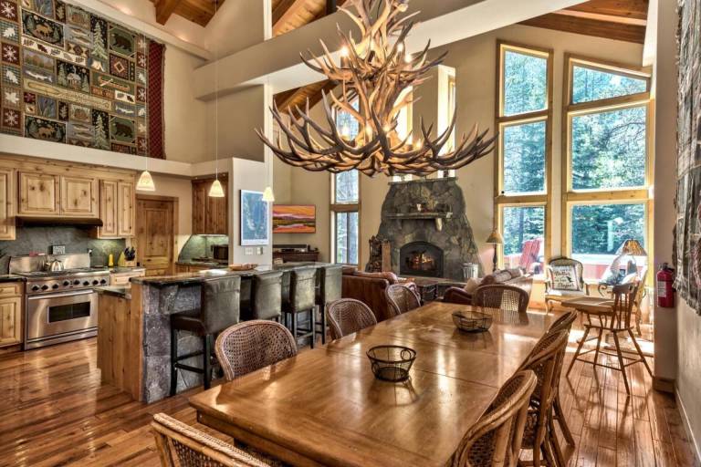 Cabin  Donner Lake
