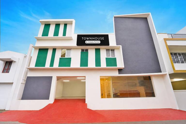 Townhouse Erode Bus Terminal Formerly Everest Viji Residency