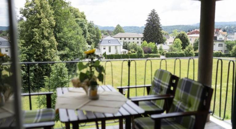 Charming holiday apartment with terrace & yard | Dogs allowed — photo 4