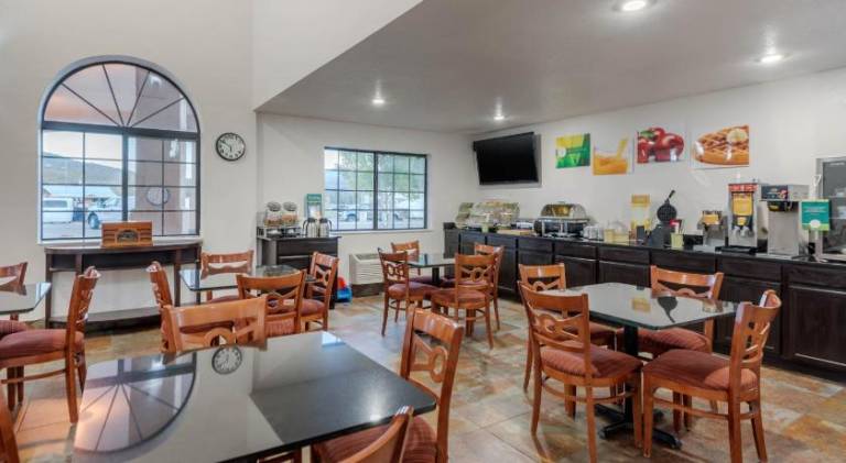 Quality Inn & Suites South Fork - Wolf Creek — photo 4