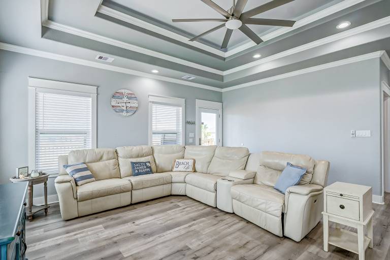 Vacation home with barbecue & garden | Beach view — photo 4