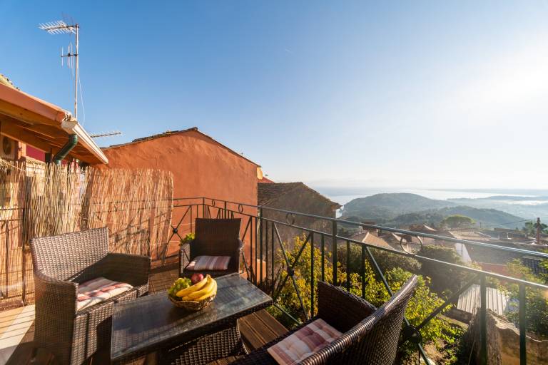 Holiday Home "Balis Panorama" with Sea View, Balcony, Garden & Wi-Fi in Corfu