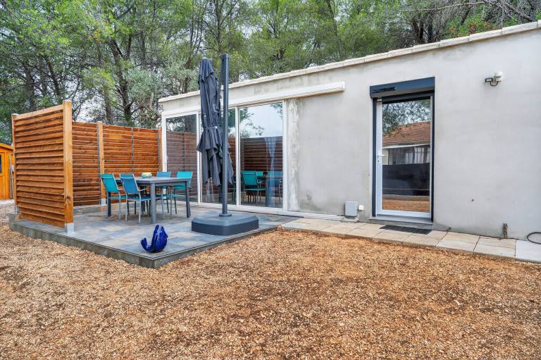 Studio "Cabanon Des Amandiers" with Private Terrace, Wi-Fi, and Air Conditioning — photo 3