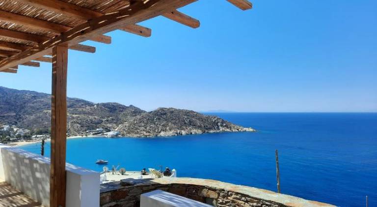 Holiday apartment with terrace | Next to the beach | Pet-friendly in Ios
