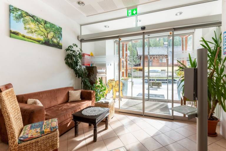Charming rental apartment with sauna & pool | Dogs allowed — photo 3