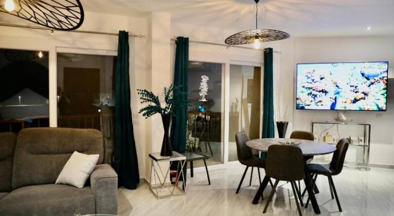 Rental apartment with jacuzzi & pool — photo 3