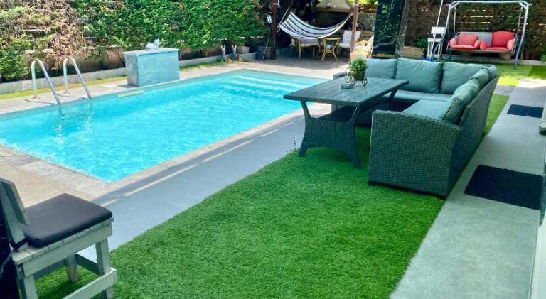 Villa with hot tub & pool in Ioannina