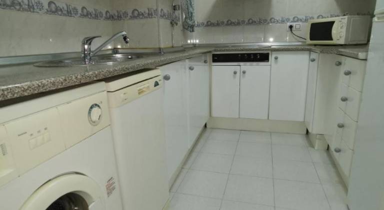 Rental apartment with 2 rooms for 5 persons — photo 4