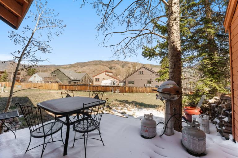 Vacation home with patio & sauna | Nature view — photo 5