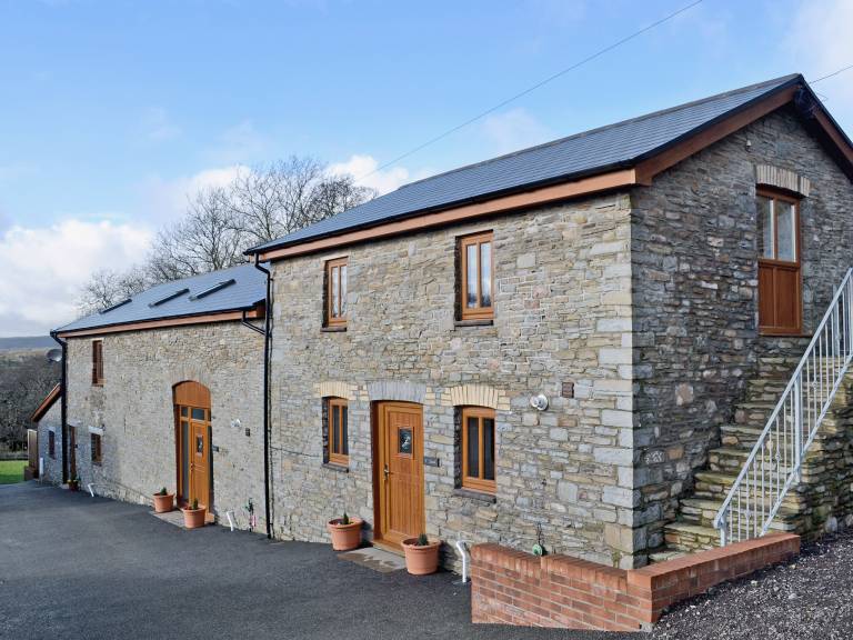 Cottage  Ystradgynlais