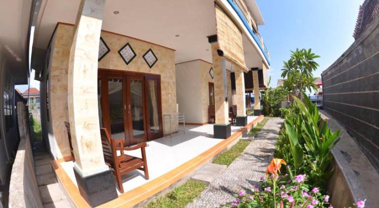 Homestay & Restaurant Segara Amed in Karangasem