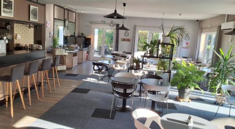 Contact Hotel ALYS Bourg en Bresse Ekinox Parc Expo in Bourg-en-Bresse