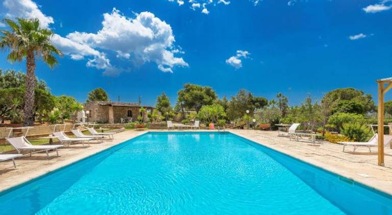 Charming villa with garden, pool & patio | Pet-friendly — photo 4