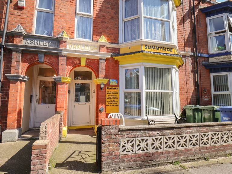 Cottage with garden | Beach view in Bridlington