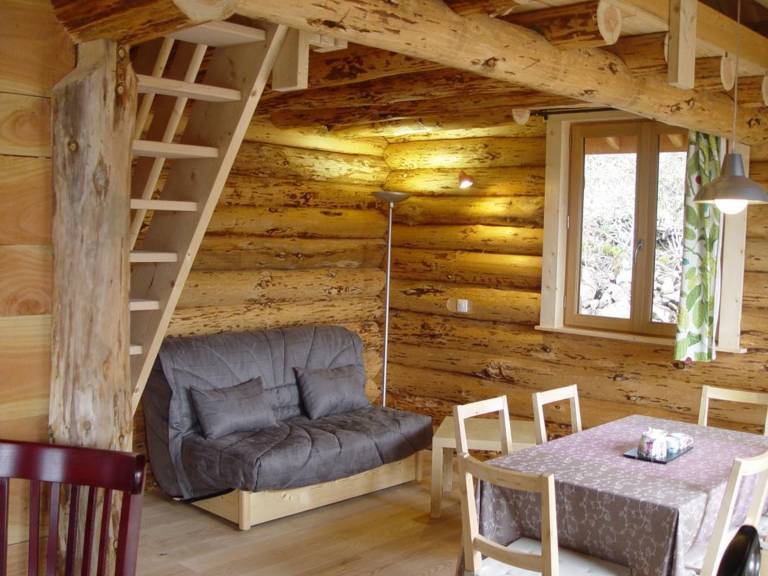 Rustic cabin with wood stove - 3 ppl, pets allowed — photo 3