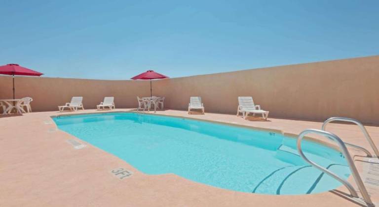 Super 8 By Wyndham Las Cruces/White Sands Area — photo 3