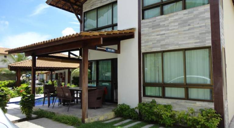 Vacation home with pool in Ipojuca