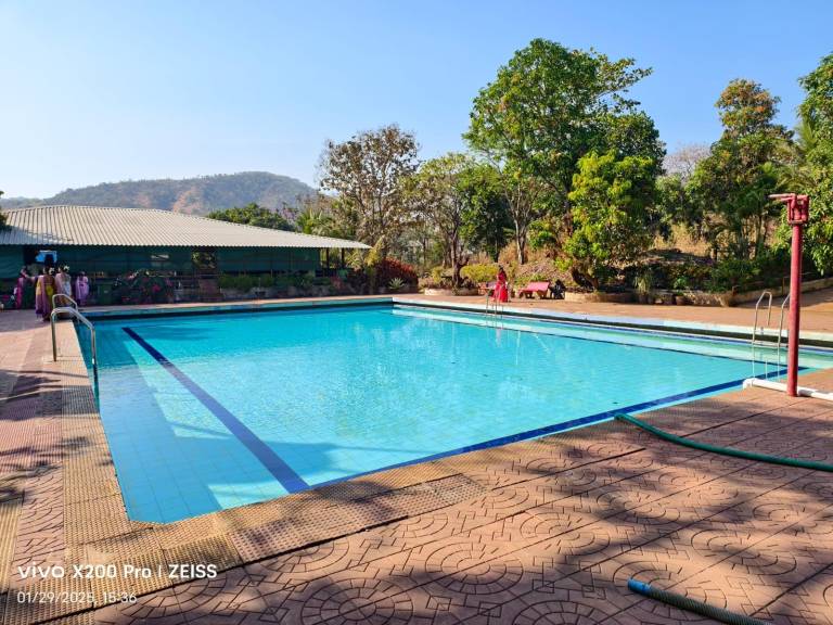Green hills resort — photo 3